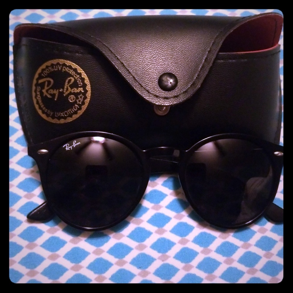 Ray ban